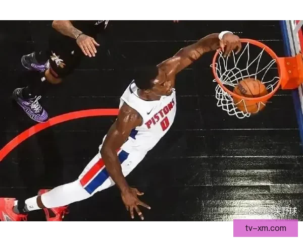 活塞时隔18年再创55胜纪录 杜伦复出贡献31分9篮板轻取猛龙